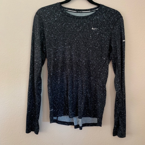Nike Tops - 🔻Nike Dri-Fit Long Sleeve Specked Top Nike Tops - 🔻Nike Dri-Fit Long Sleeve Specked Top